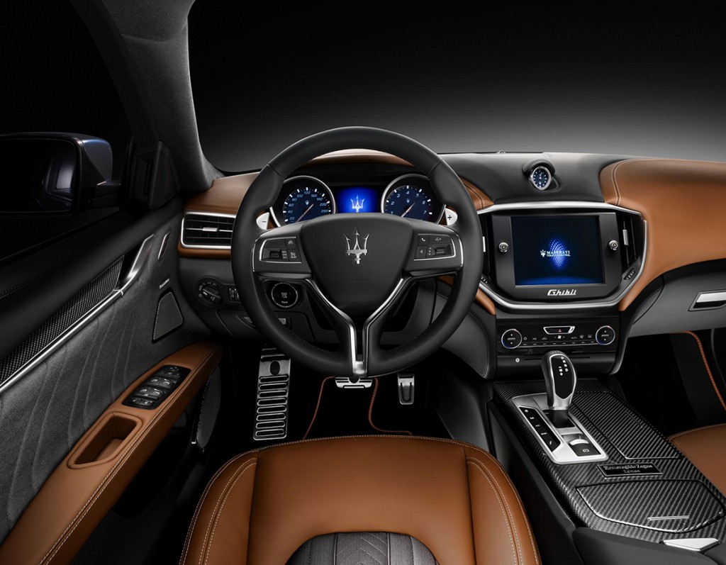 Maserati Ghibli ErmenegildoZegna  Interiores The Luxury Trends
