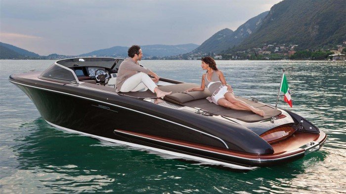 The-Luxury-Trends-Riva-Iseo
